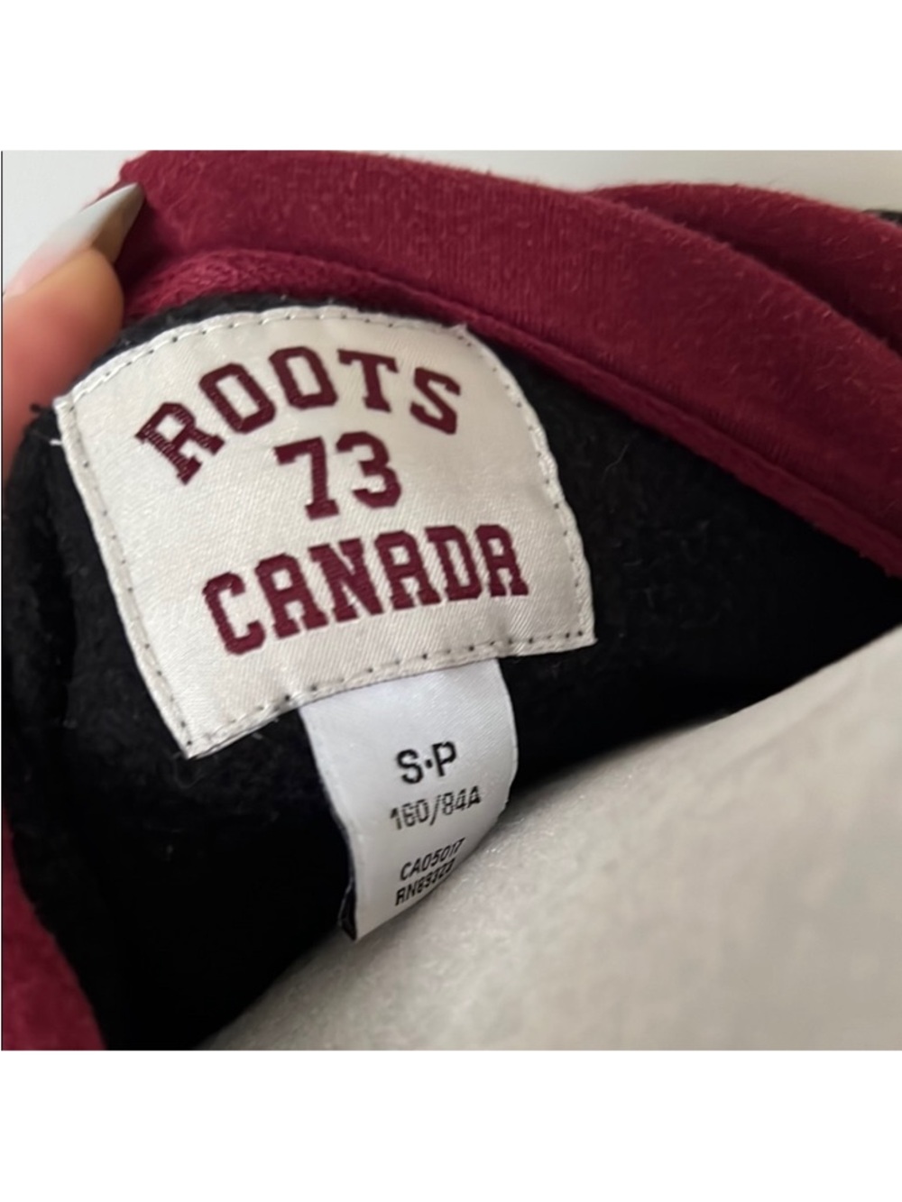 Roots | Women’s Size Small Black Canada Hoodie with Burgundy Accents - Picture 2 of 7